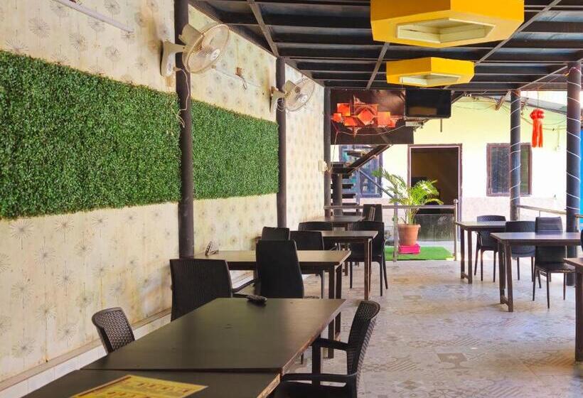 Hotel Kapil Residency