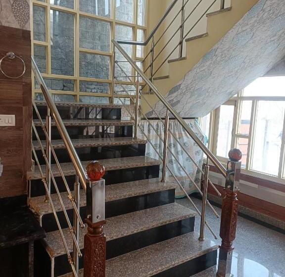 Hotel Nouvella Residency