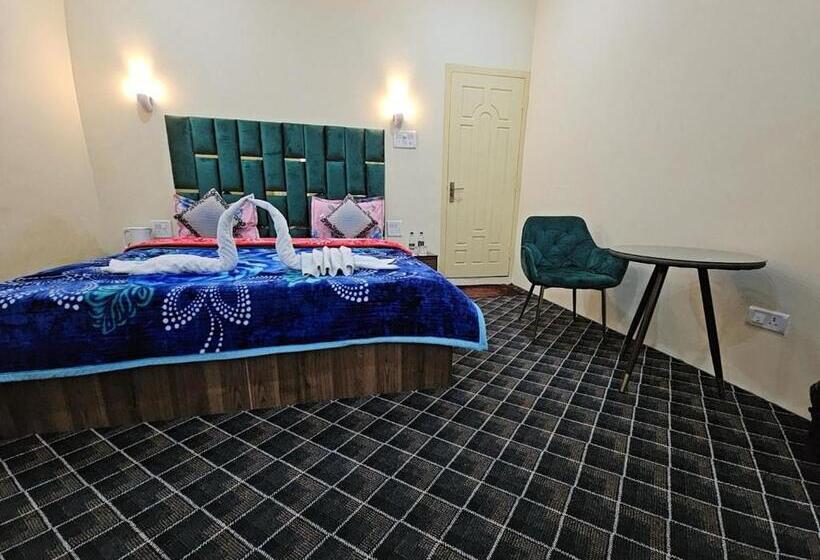 Hotel Nouvella Residency