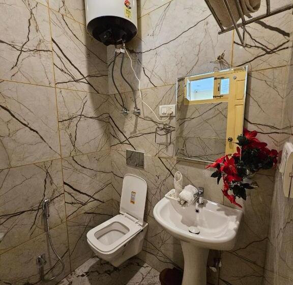 Hotel Nouvella Residency