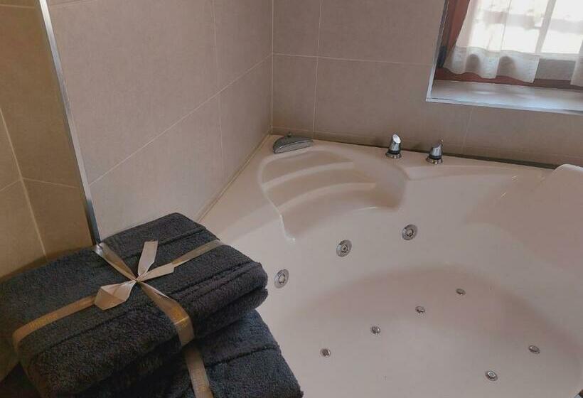 酒店 Picos de Europa Suites and Rooms