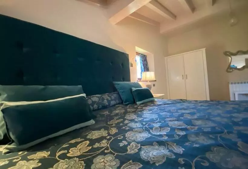 Hotelli Picos de Europa Suites and Rooms