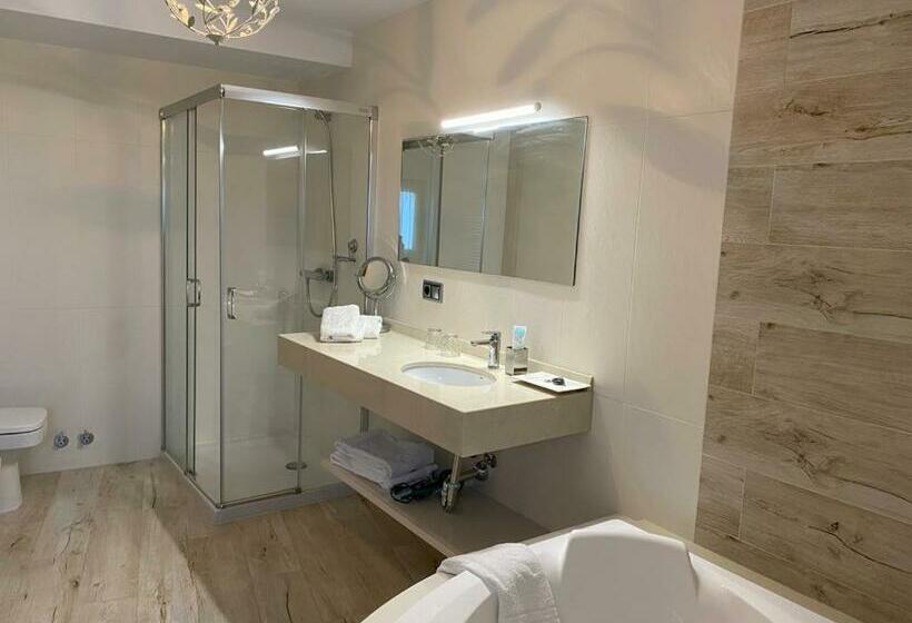 酒店 Picos de Europa Suites and Rooms