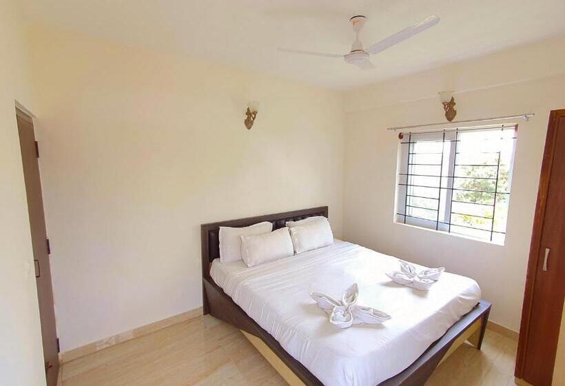 Отель Octave The Suites