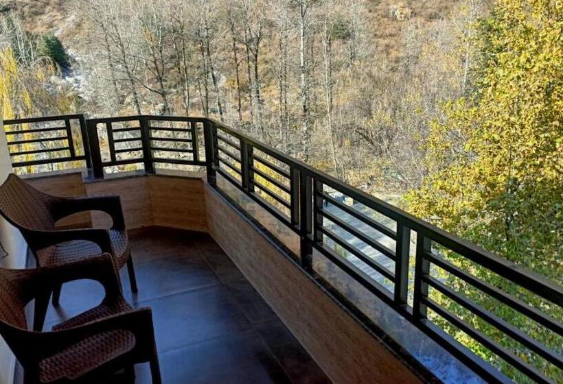 Hotel Solang Snow Heaven