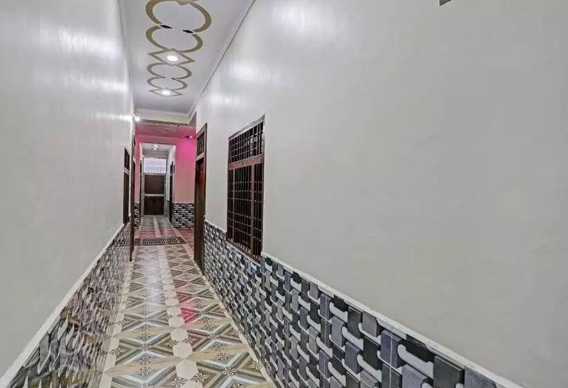 Oyo Mayur Hotel & Guest House