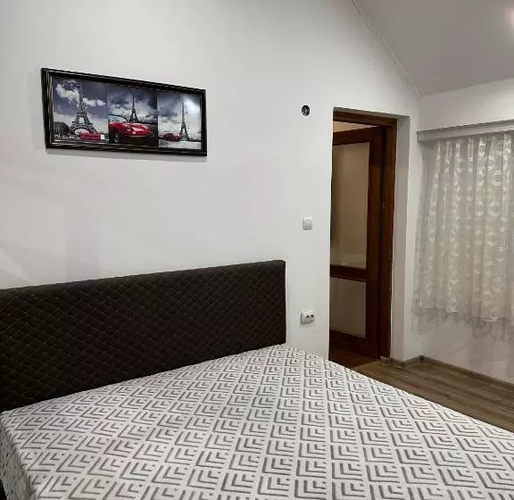 ペンション къща за гости арнаудови