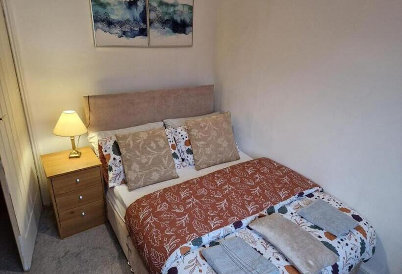 Пансион Cozy Room A @ Shiremoor