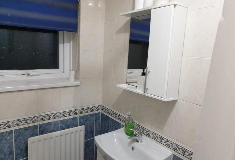 Пансион Cozy Room A @ Shiremoor