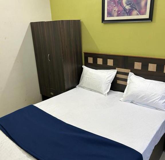 ペンション Elite Inn