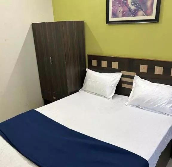 ペンション Elite Inn