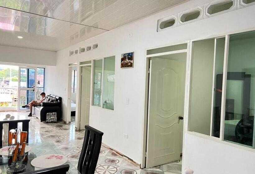 پانسیون House The Sara