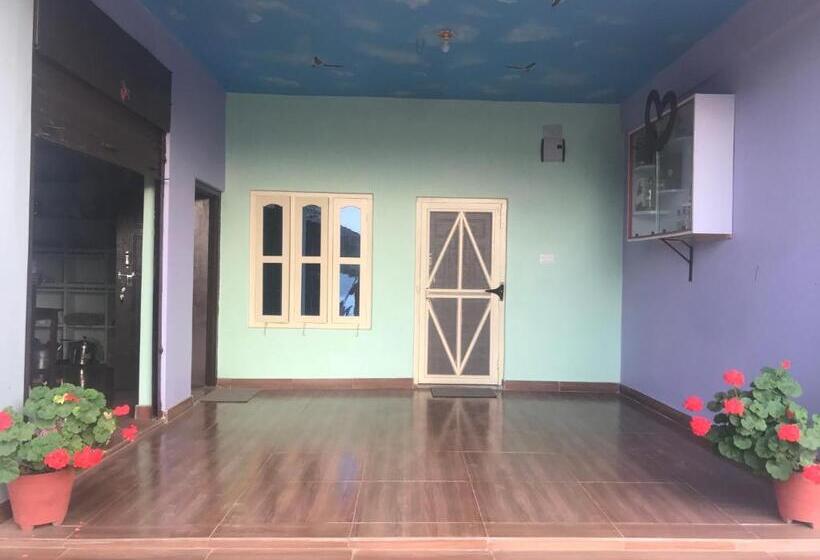 پانسیون Little Heaven Restaurant & Guesthouse