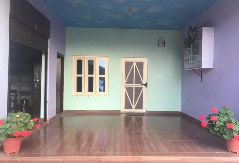 پانسیون Little Heaven Restaurant & Guesthouse