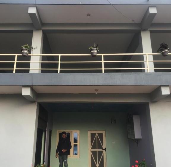 پانسیون Little Heaven Restaurant & Guesthouse