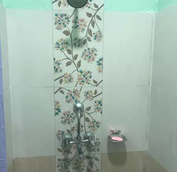 پانسیون Little Heaven Restaurant & Guesthouse