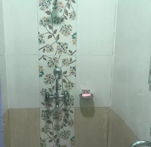 پانسیون Little Heaven Restaurant & Guesthouse