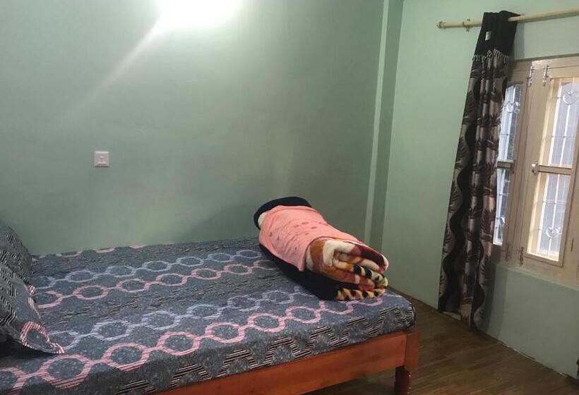 پانسیون Little Heaven Restaurant & Guesthouse