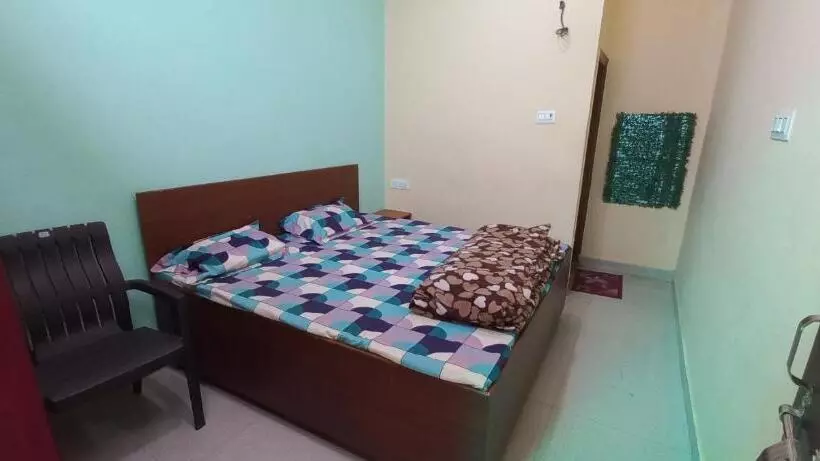 Pension Manohar Bhawan