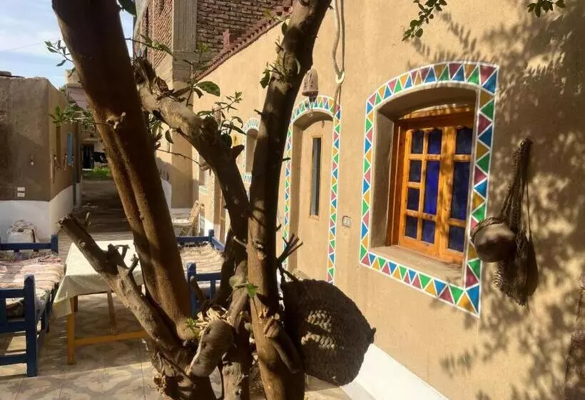 پانسیون Nobian House Studios #1