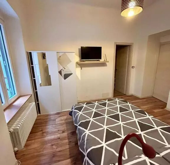 پانسیون Residence Zar 4