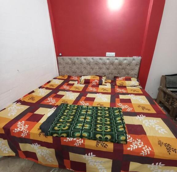 ペンション Swastik Home