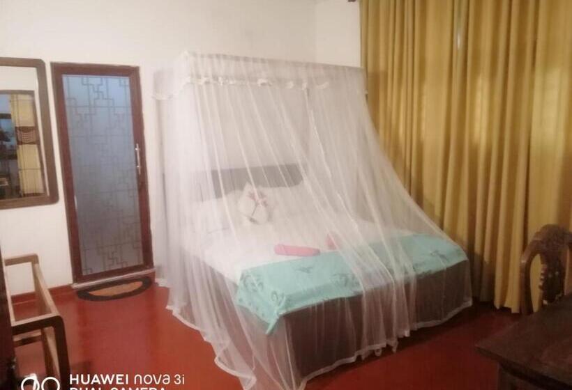 Pensione Villa7 Weligama