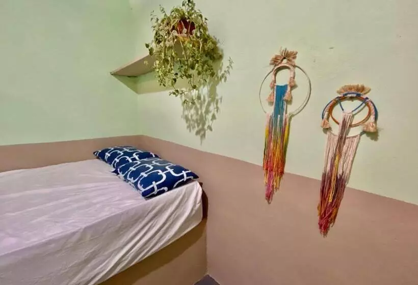 Yalla Beach Hostel