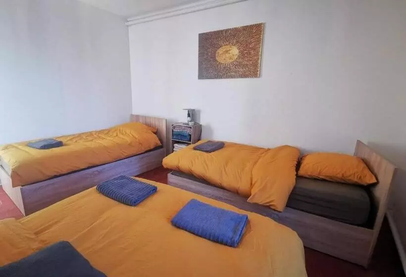 Aamiaismajoitus (B&B) La Petite Folie