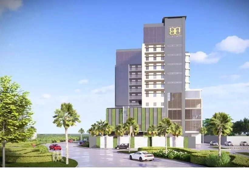 Brittany Hotel Villar City