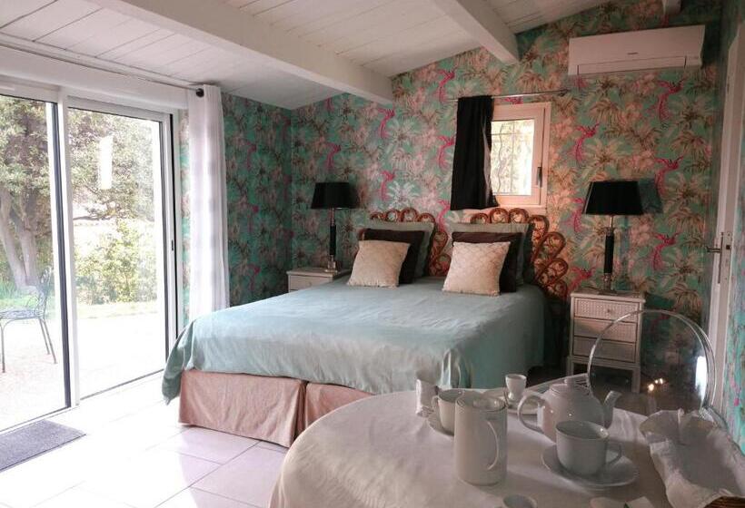 Chambre Bed And Breakfast Dans La Villa Cypra