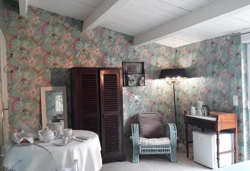 Chambre Bed And Breakfast Dans La Villa Cypra