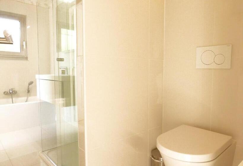 Chambre Bed And Breakfast Dans La Villa Cypra