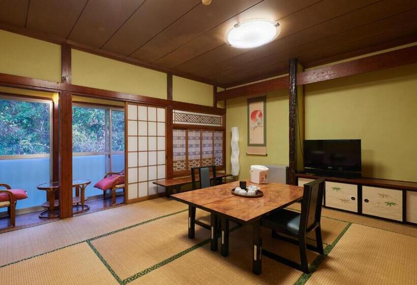 בית מלון כפרי Hayamasou