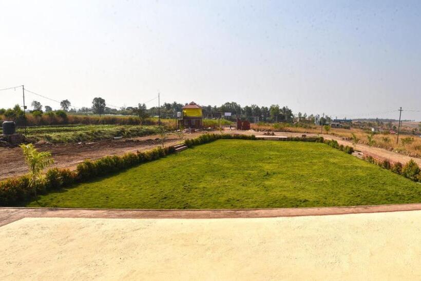 בית מלון כפרי Heaven Garden Resort