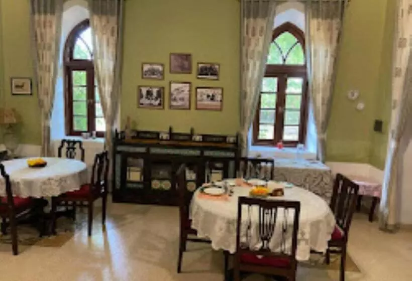 ホテル Madhav Bagh   Royal Heritage Stay , Vadodara