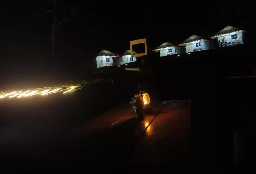 ホテル Nirvana Eco Camp, Bir