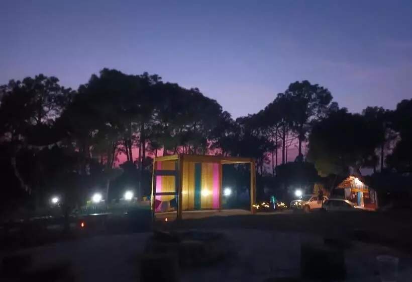 ホテル Nirvana Eco Camp, Bir