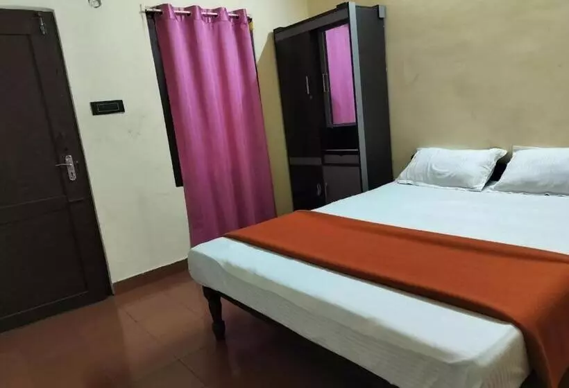 Hotelli Nissi Budget Rooms Alleppey