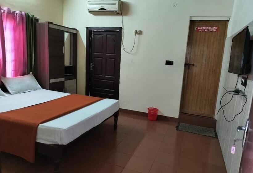 בית מלון כפרי Nissi Budget Rooms Alleppey