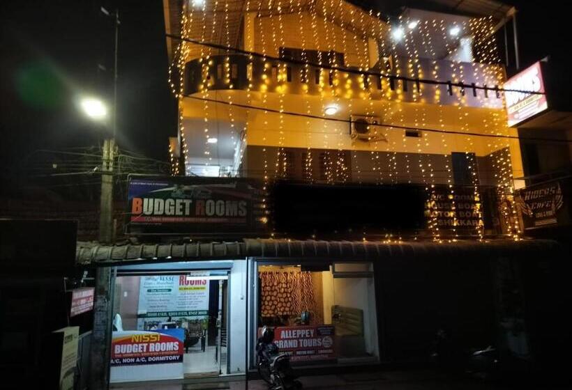 בית מלון כפרי Nissi Budget Rooms Alleppey