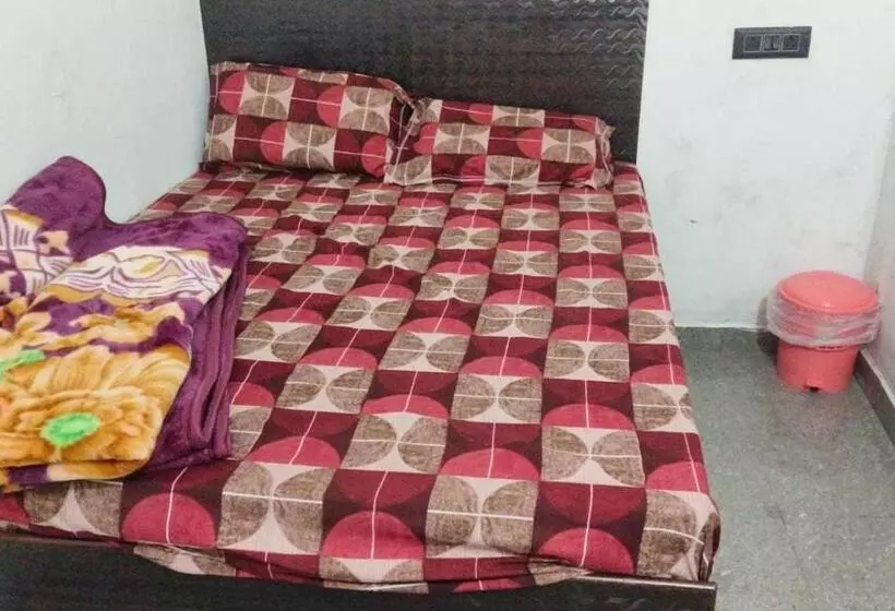 Hotelli Oyo Rahi Guest House