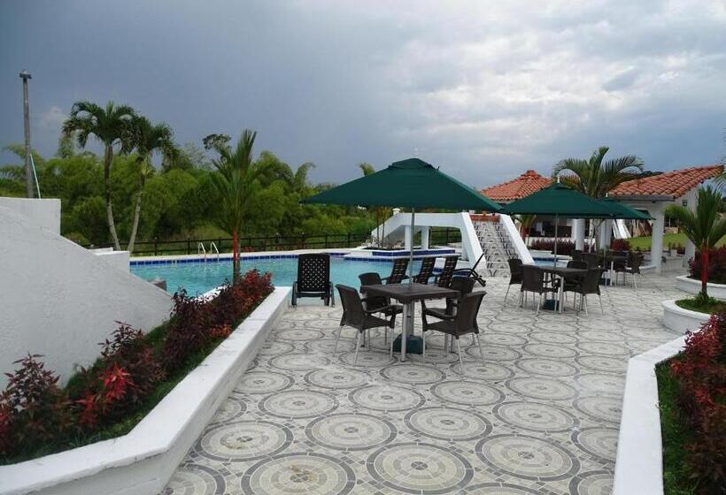 ホテル Palmas De Alcalá