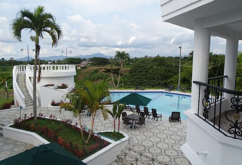 ホテル Palmas De Alcalá