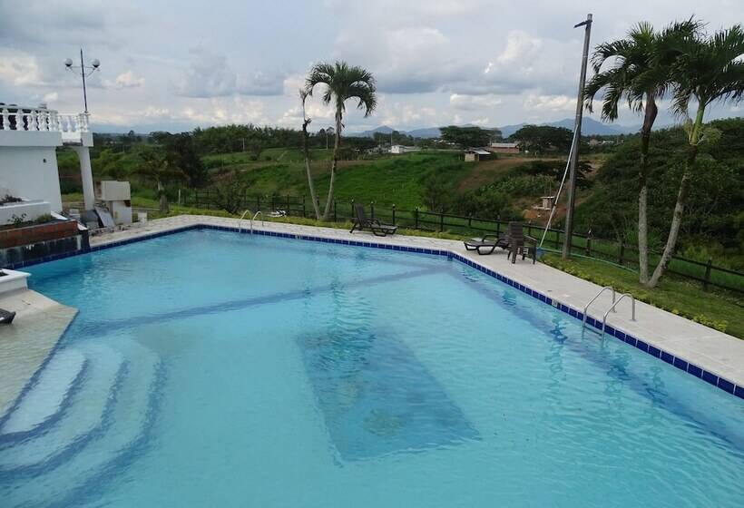 ホテル Palmas De Alcalá