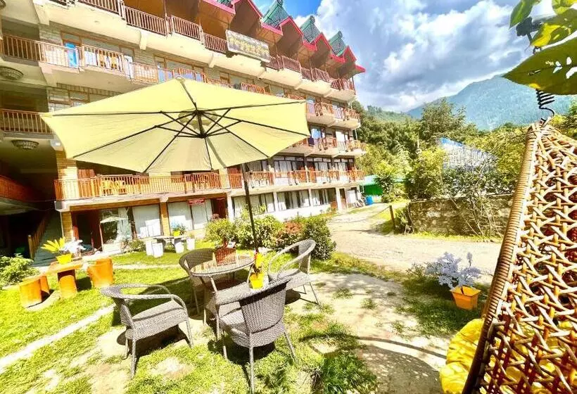ホテル The Winterfield Riverside Resort Manali