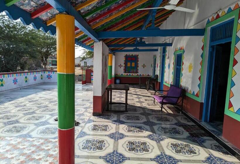 בית מלון כפרי Salt Desert Homestay