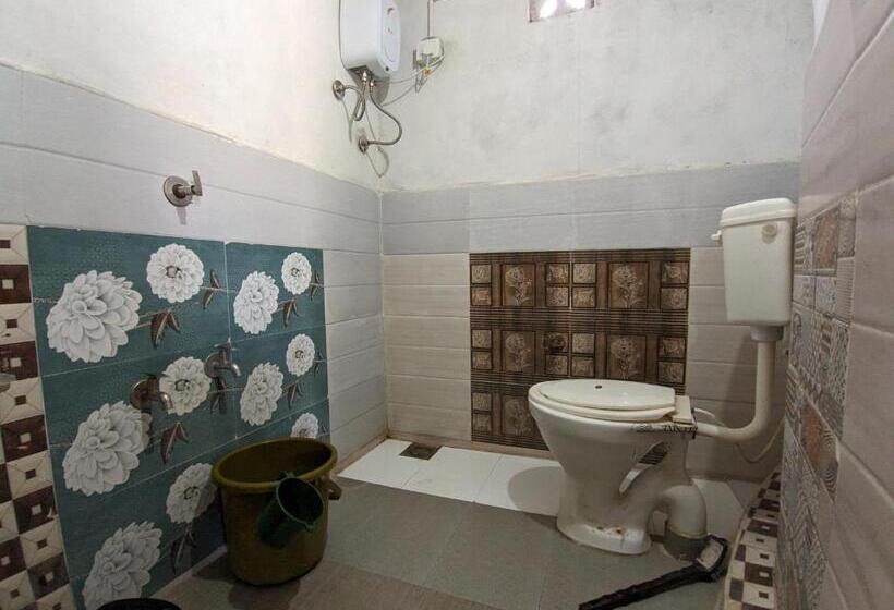 בית מלון כפרי Salt Desert Homestay