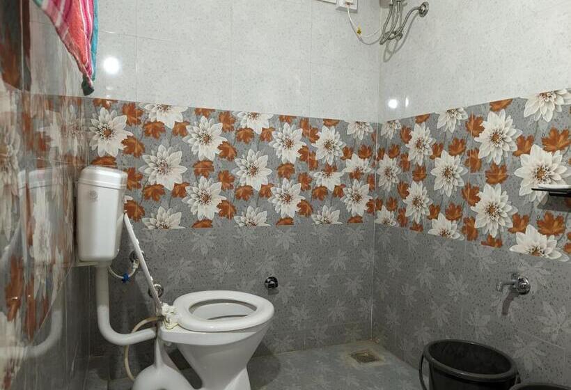 בית מלון כפרי Salt Desert Homestay