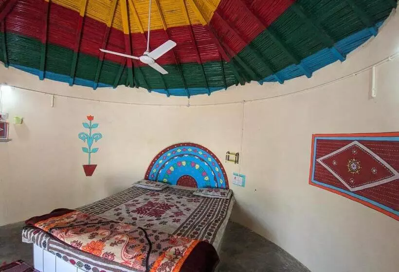 Hotelli Salt Desert Homestay